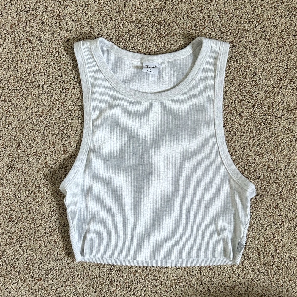 Aritzia TNA ribbed cropped racer tank size medium